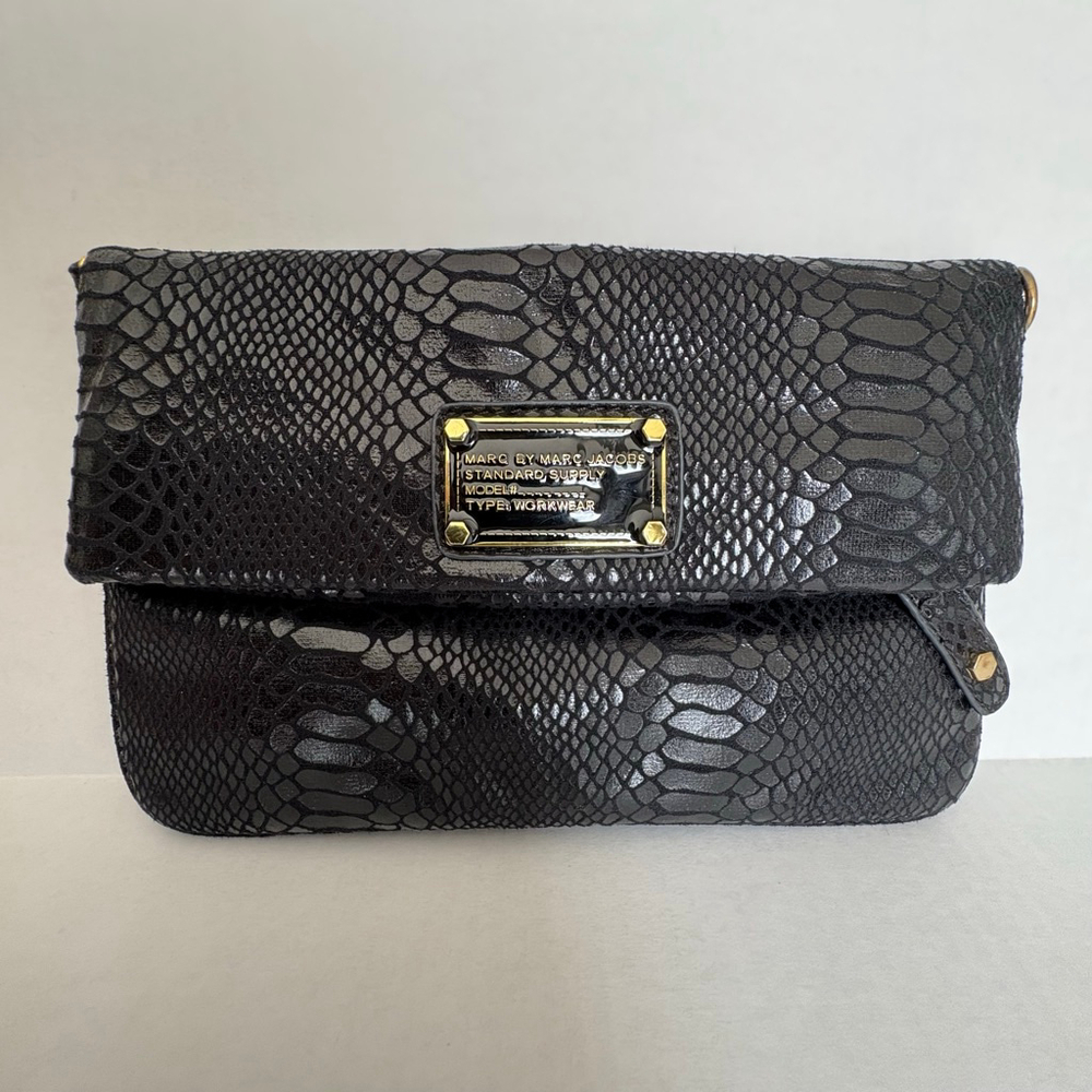 Women's Marc Jacobs Black Snakeskin Clutch